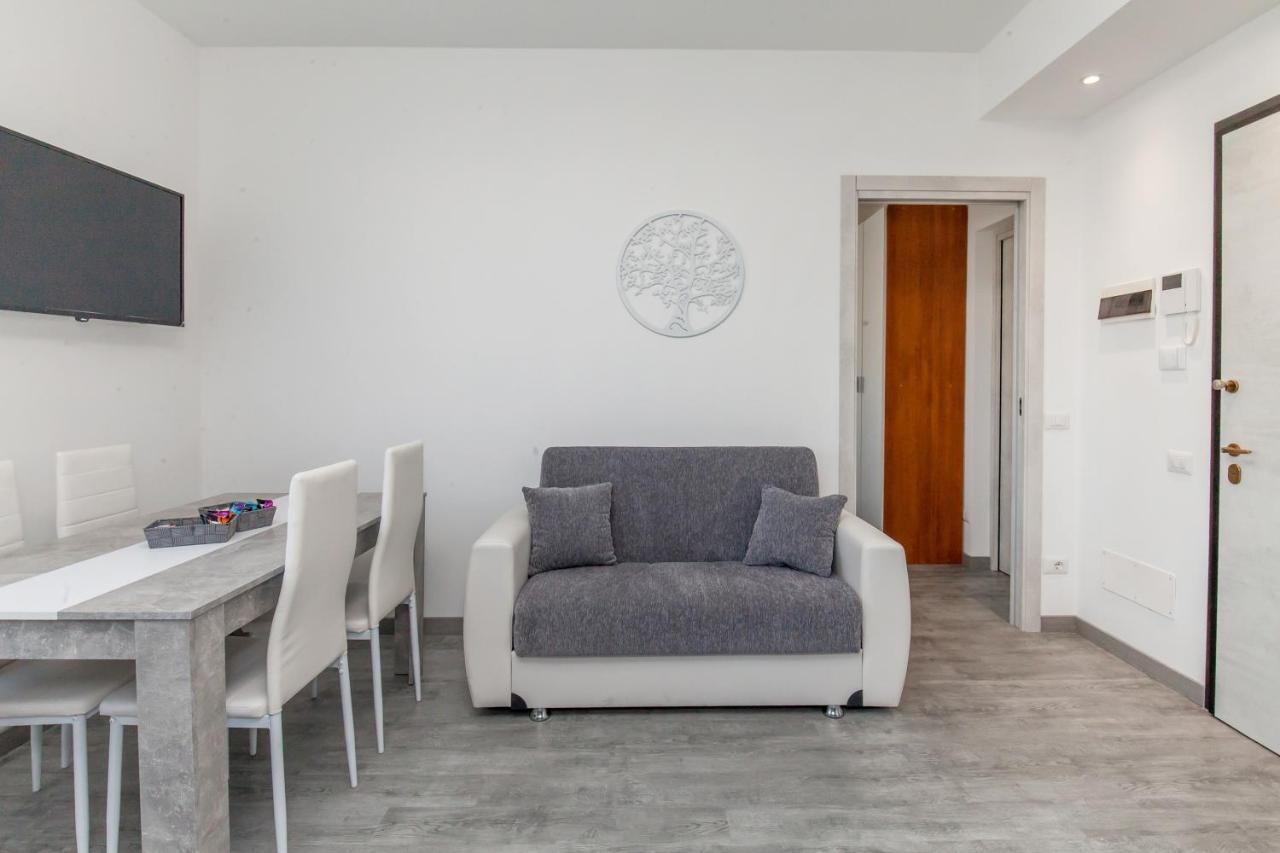 E-Bicocca Apartment Milan Exterior photo